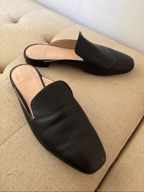 Stuart Weitzman Black Leather Mule Slides
